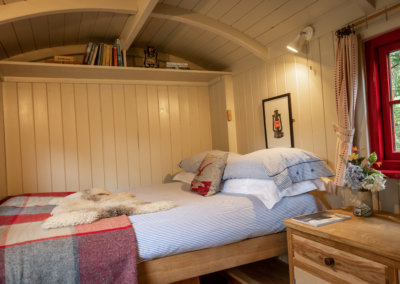 Glamping Snowdonia Wales shepherds hut